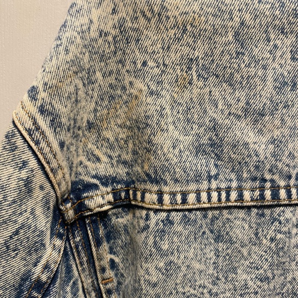 Real vintage acid wash jean jacket - Picture 5 of 12